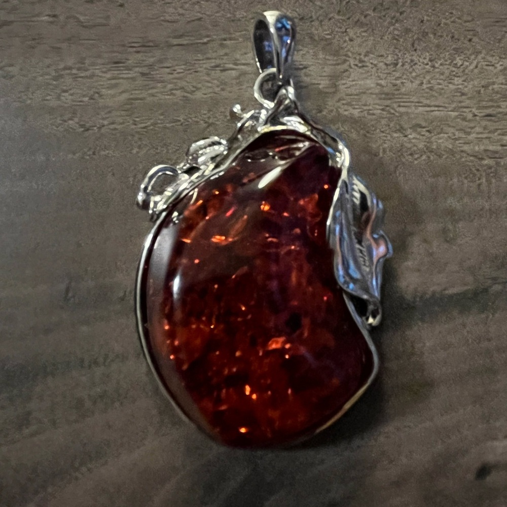 Amber Teardrop Pendant Necklace - Rich Cognac Amber